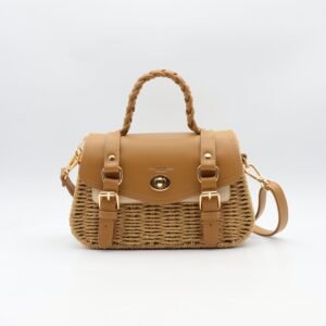 Vue face du sac paille numéro 1092 avec rabat a double accroche camel