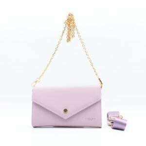 Vue de face du petit sac a main rose clair avec bandoulière dorée numéro 5017.